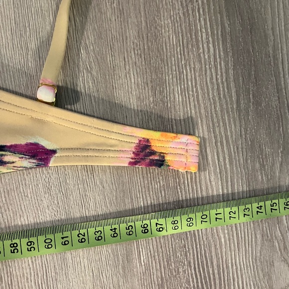 Victoria’s Secret angel multi-way convertible floral bikini top - Picture 7 of 16